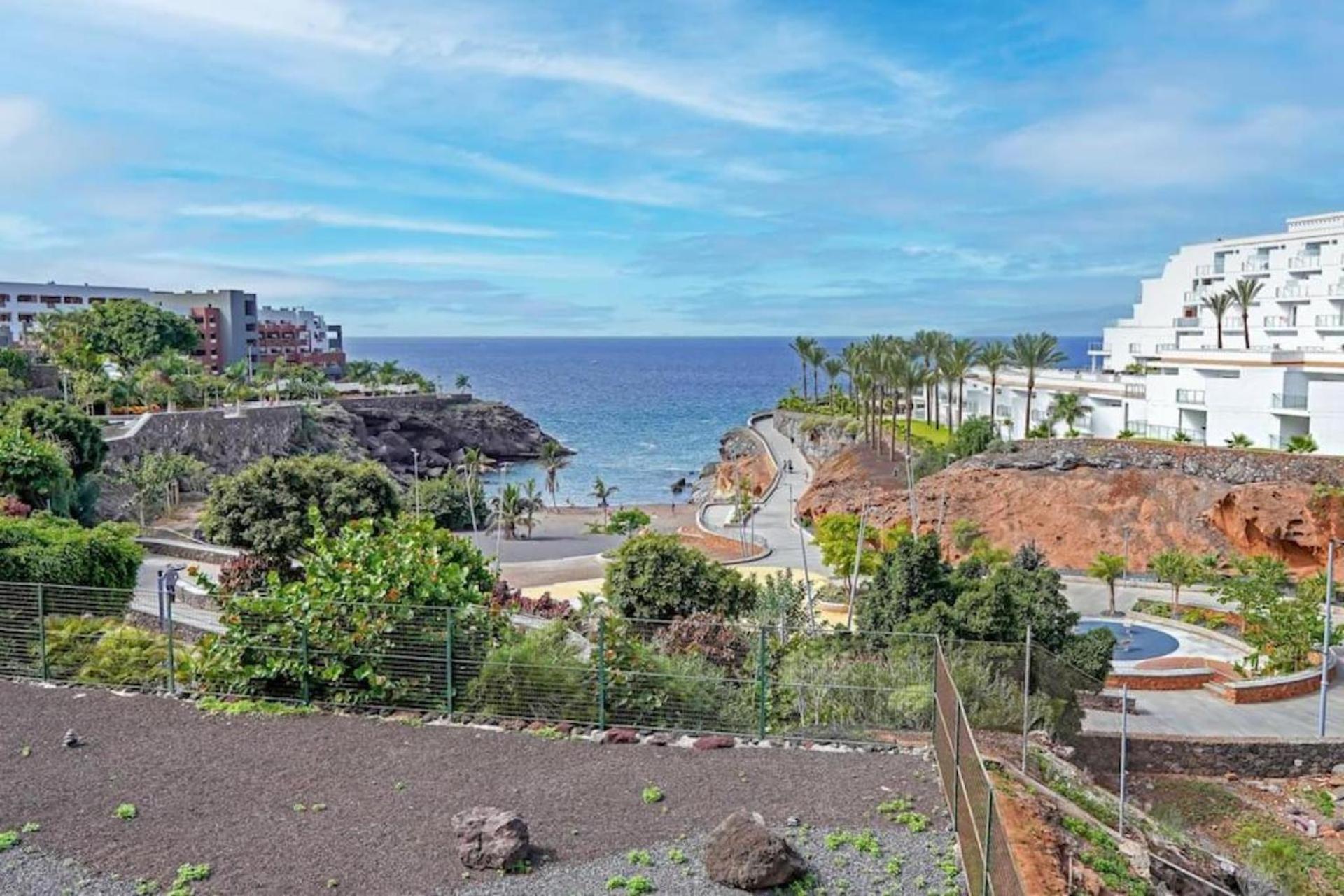 Amazing 2 Bedroom Flat With Beachfront And Pool, Paraiso Del Sur A306 플라야 파라이소 외부 사진