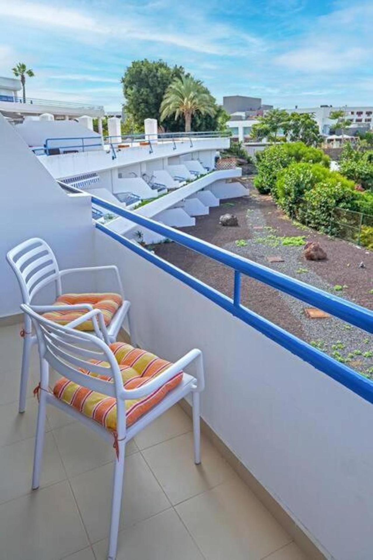 Amazing 2 Bedroom Flat With Beachfront And Pool, Paraiso Del Sur A306 플라야 파라이소 외부 사진