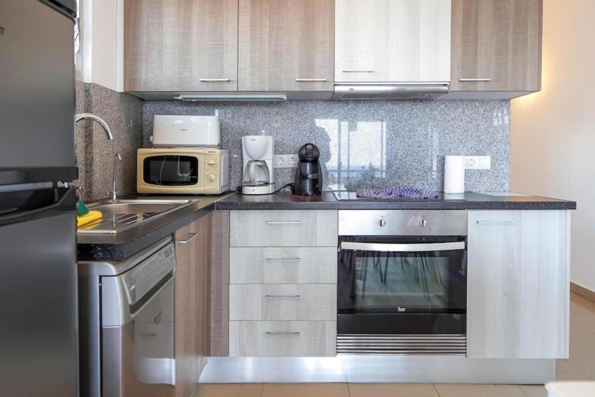 Amazing 2 Bedroom Flat With Beachfront And Pool, Paraiso Del Sur A306 플라야 파라이소 외부 사진