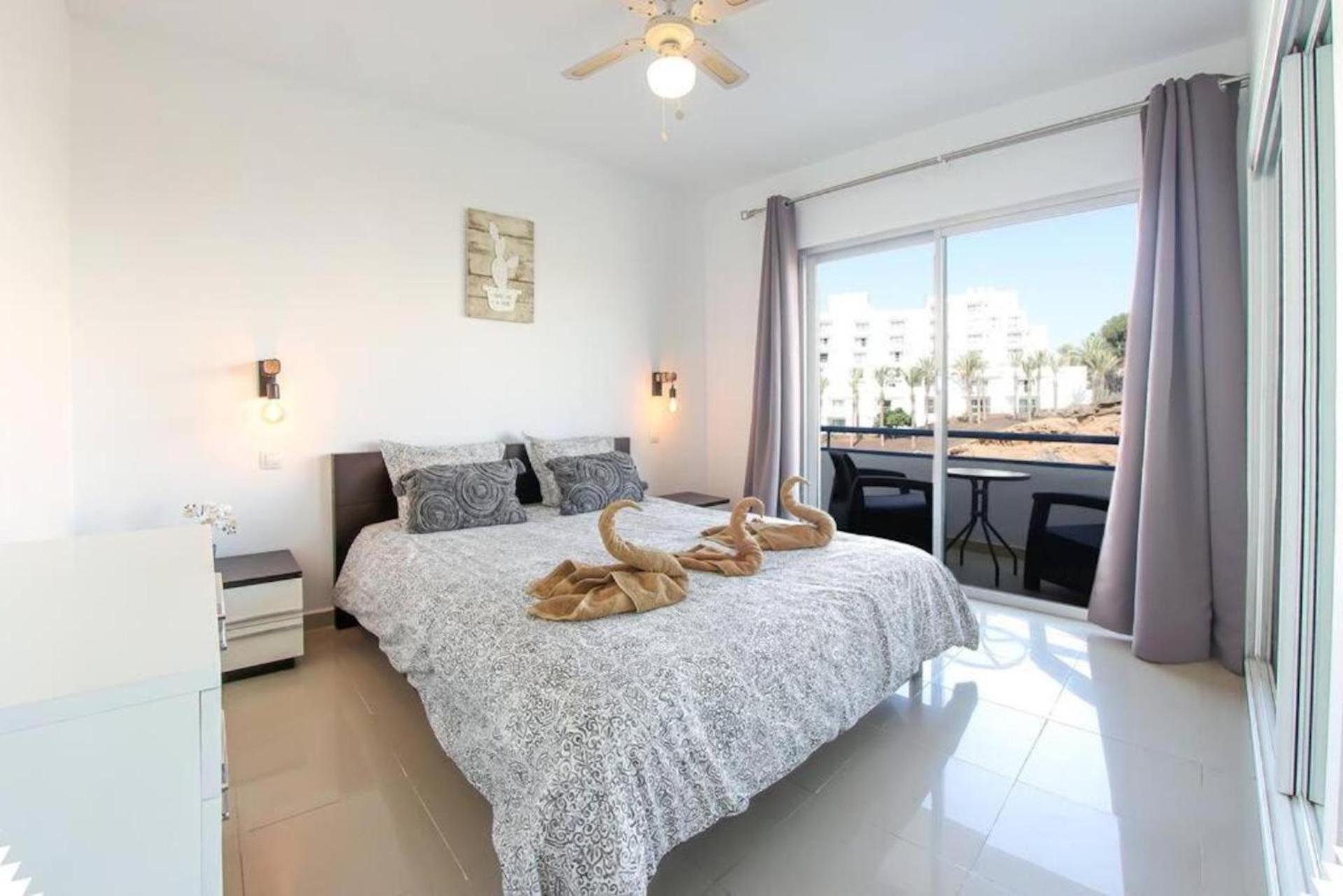 Amazing 2 Bedroom Flat With Beachfront And Pool, Paraiso Del Sur A306 플라야 파라이소 외부 사진